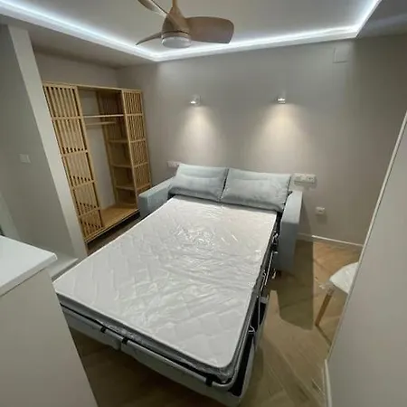 Fabulous Front Sea Penthouse Apartment