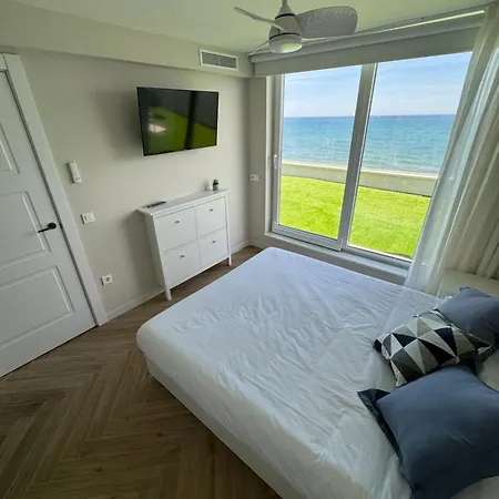Apartment Fabulous Front Sea Penthouse *