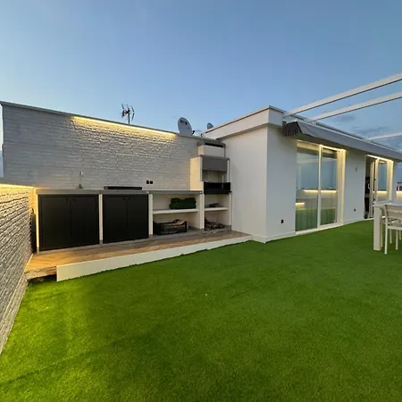 Apartment Fabulous Front Sea Penthouse Salou